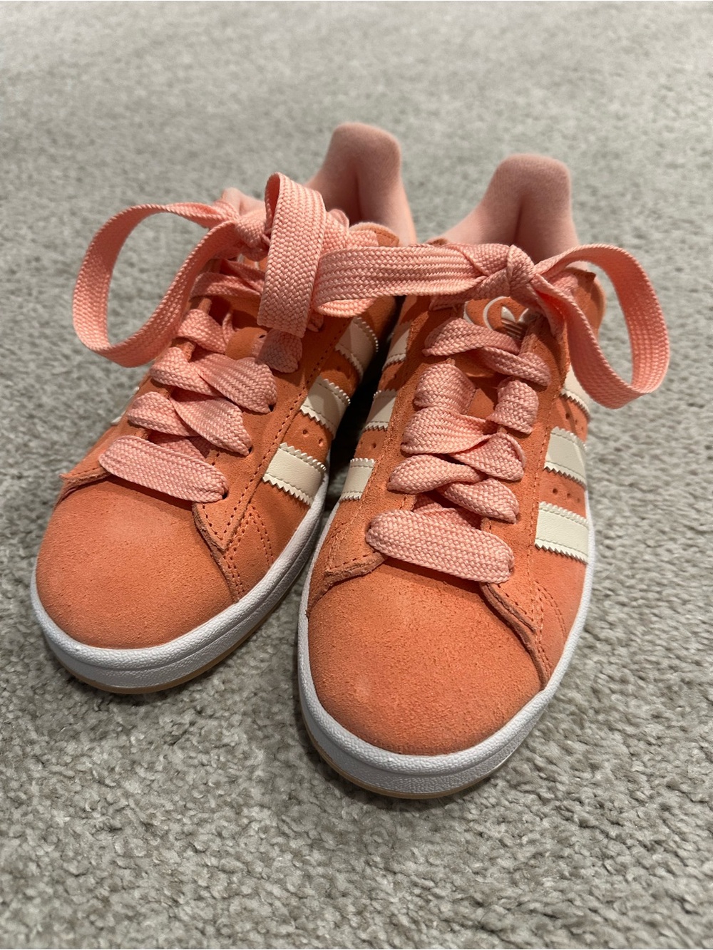 adidas Peach Suede Lace-Up Sneakers with White Stripes ladies US 6.5 UK 5 EU 38
